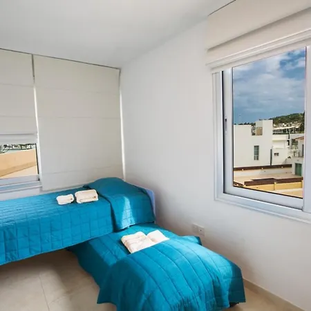 How To Rent Your Own Private Luxury Holiday For Less Than Basic Hotel, 1211 فيلة *