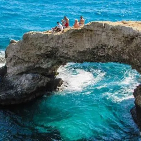 How To Rent Your Own Private Luxury Holiday For Less Than Basic Hotel, 1211 فيلة *